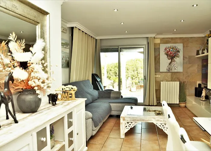 Sofia Villa Calella